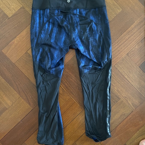 Lululemon leggings great condition - Picture 2 of 3